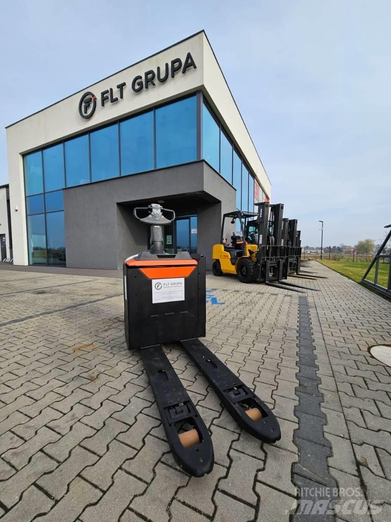 BT LPE200 Električni nizko dvižni viličar s stojiščem