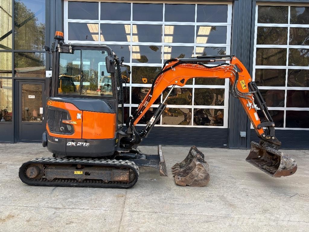 Doosan DX 27 Z Mini bagri <7t