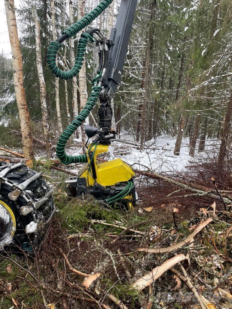 John Deere 1070 G Harvesterji