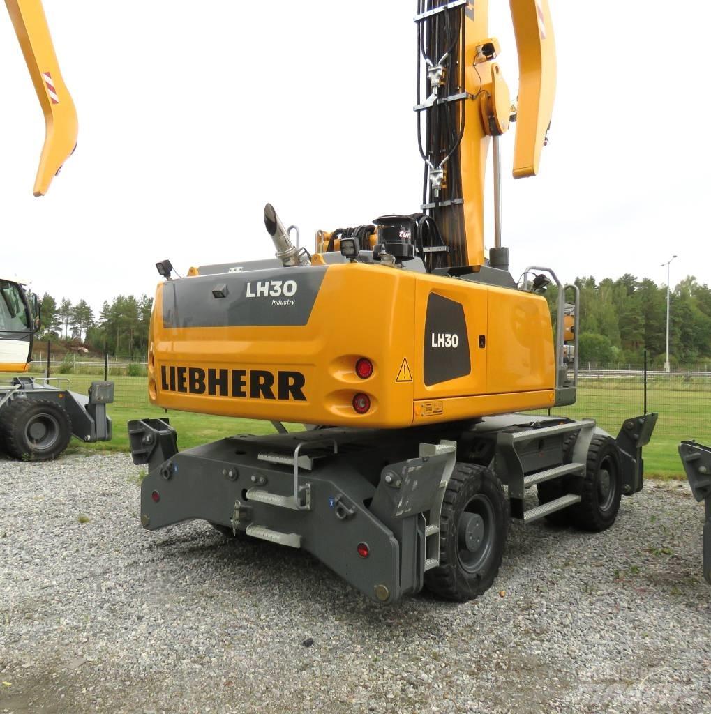 Liebherr LH 30 M Manipulacija materiala - drugo