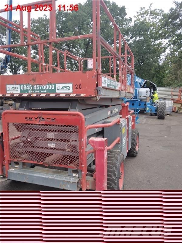 SkyJack SJ 8841 RT Škarjaste dvižne ploščadi