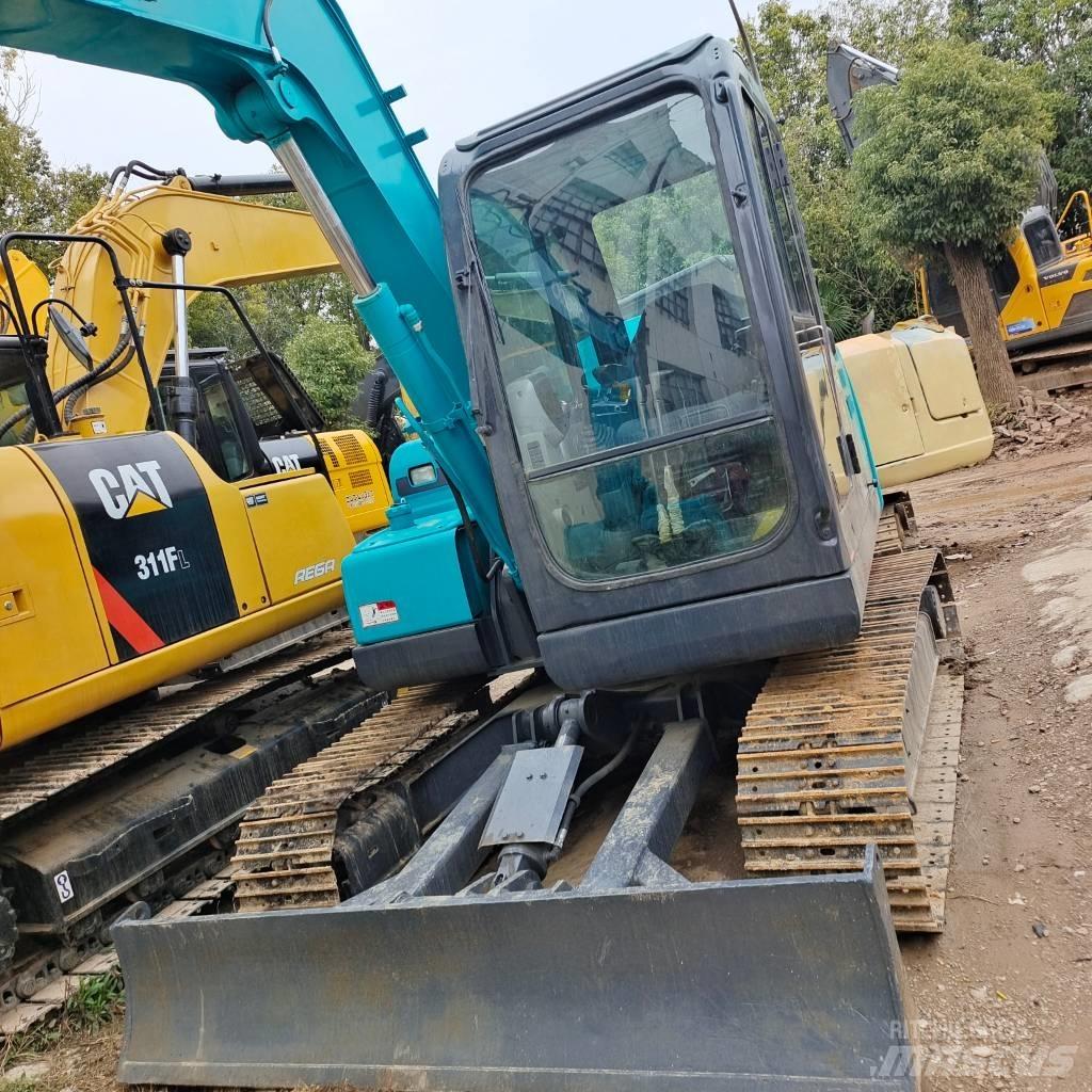 Kobelco SK 75 Bagri goseničarji