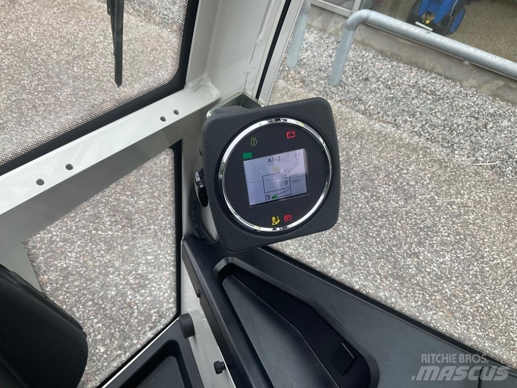 CLAAS Torion 535 Kolesni nakladalci