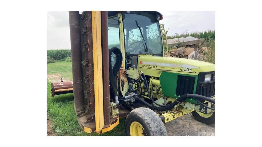 John Deere 5420 Traktorji