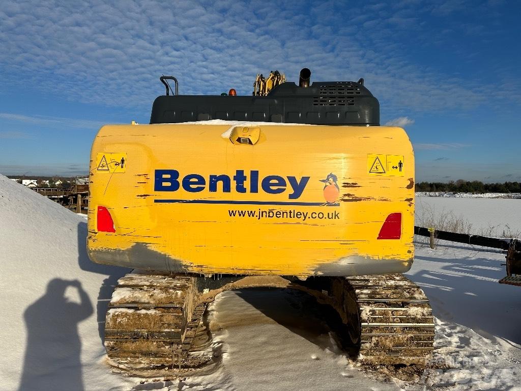 Komatsu PC 210 LC-11 Bagri goseničarji