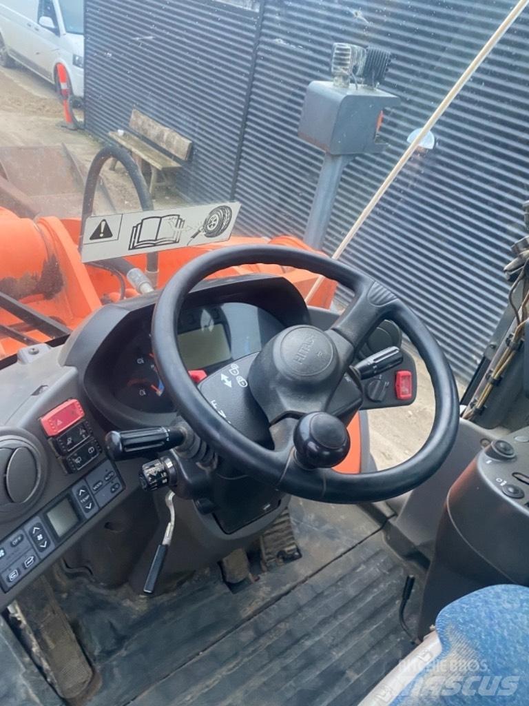 Hitachi ZW 310 Kolesni nakladalci