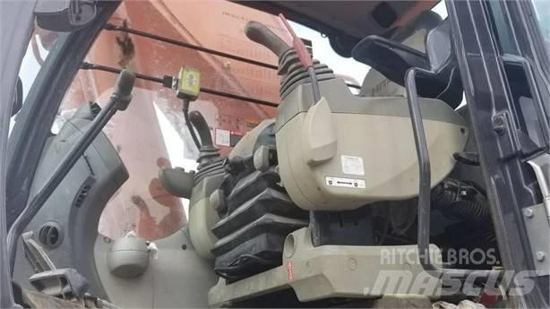 Hitachi ZX 670 Bagri goseničarji
