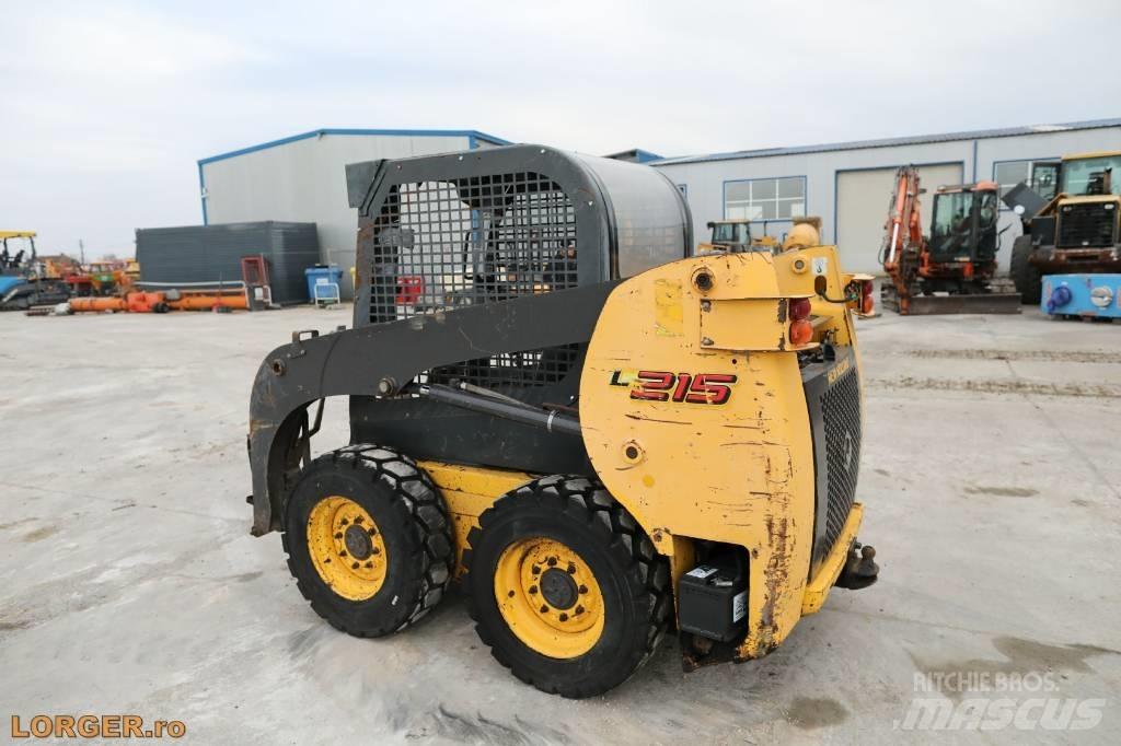 New Holland L 215 Skid steer mini nakladalci