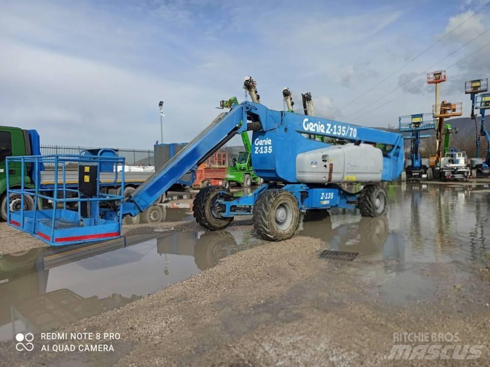 Genie Z 135/70 Zglobne dvižne ploščadi