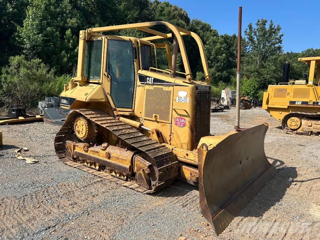 CAT D 5 N XL Buldožerji goseničarji