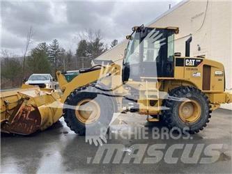 CAT 928H Kolesni nakladalci