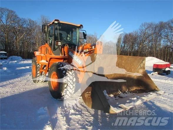 Doosan DL220-3 Kolesni nakladalci