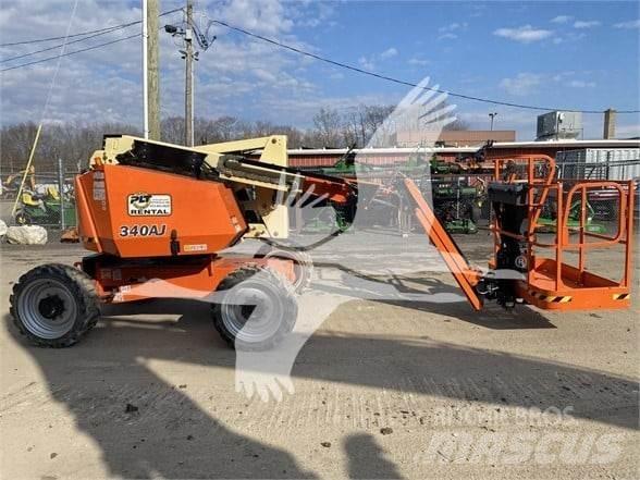 JLG 340AJ Zglobne dvižne ploščadi