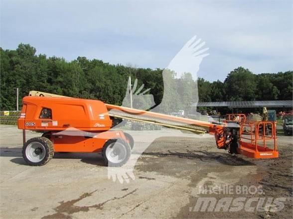 JLG 600S Teleskopske dvižne ploščadi