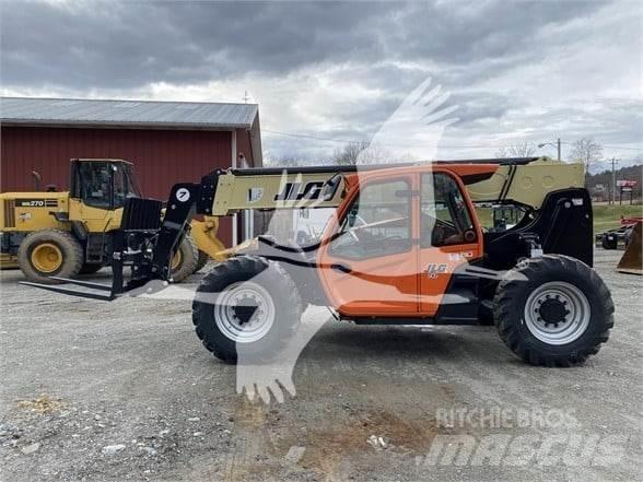 JLG 742 Teleskopski viličarji
