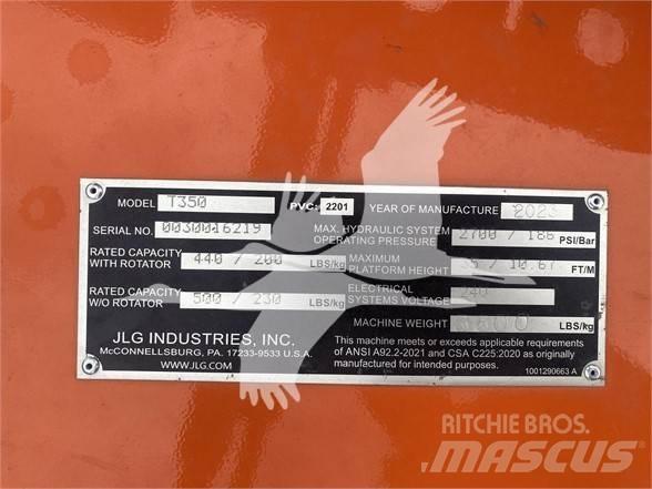 JLG T350 Vlečne dvižne ploščadi