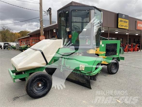  LAYMOR SM400 Cestni pometači