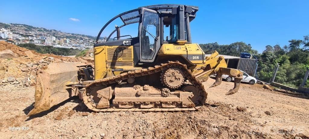 CAT D 6 N Buldožerji goseničarji