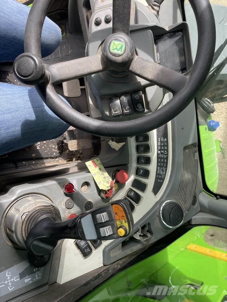 Merlo Tf33.7 115 Kmetijski teleskopski nakladalci