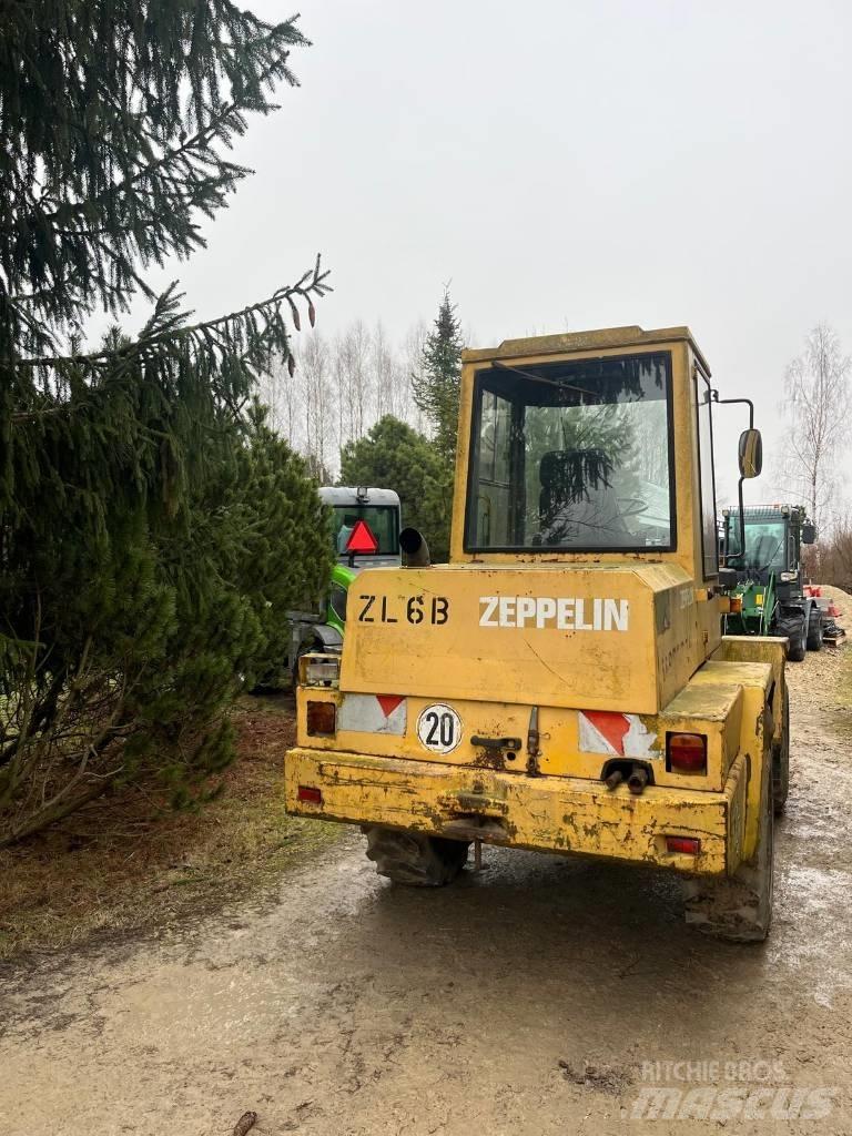 Schaeff SKL 831 Kolesni nakladalci