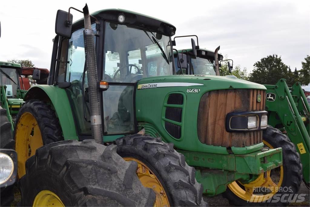 John Deere 6230 Traktorji