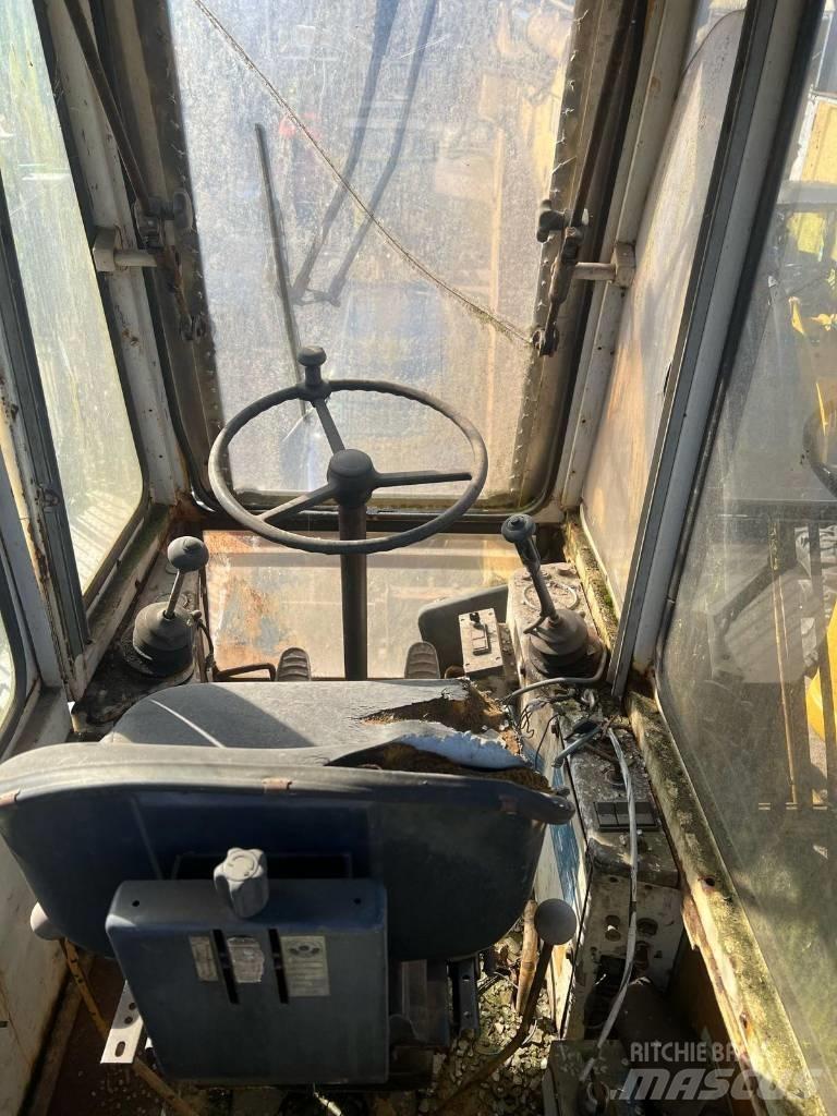 Liebherr 7951 Bagri na kolesih