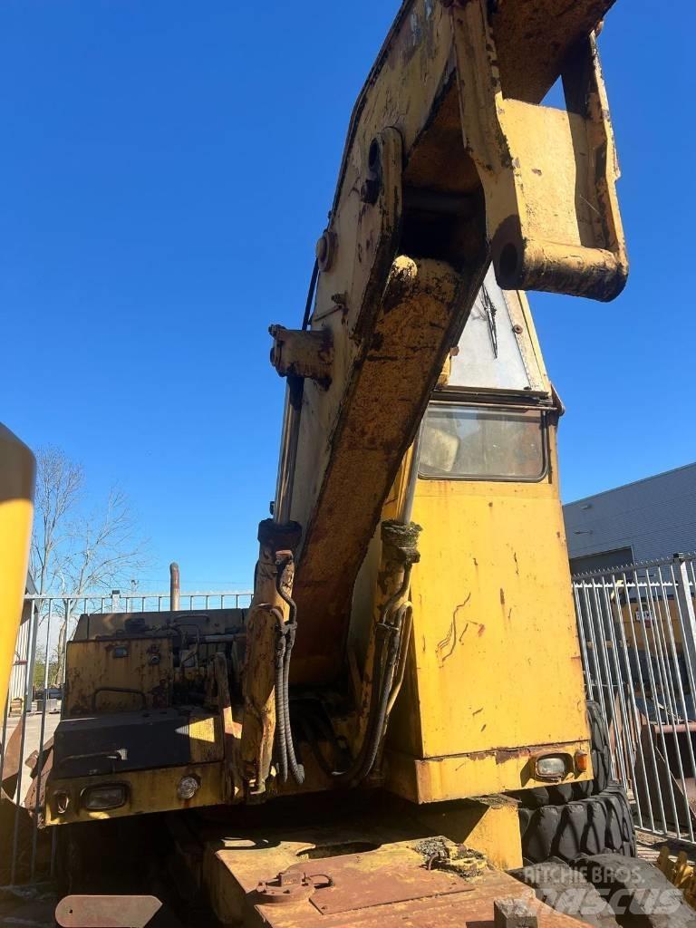 Liebherr 7951 Bagri na kolesih