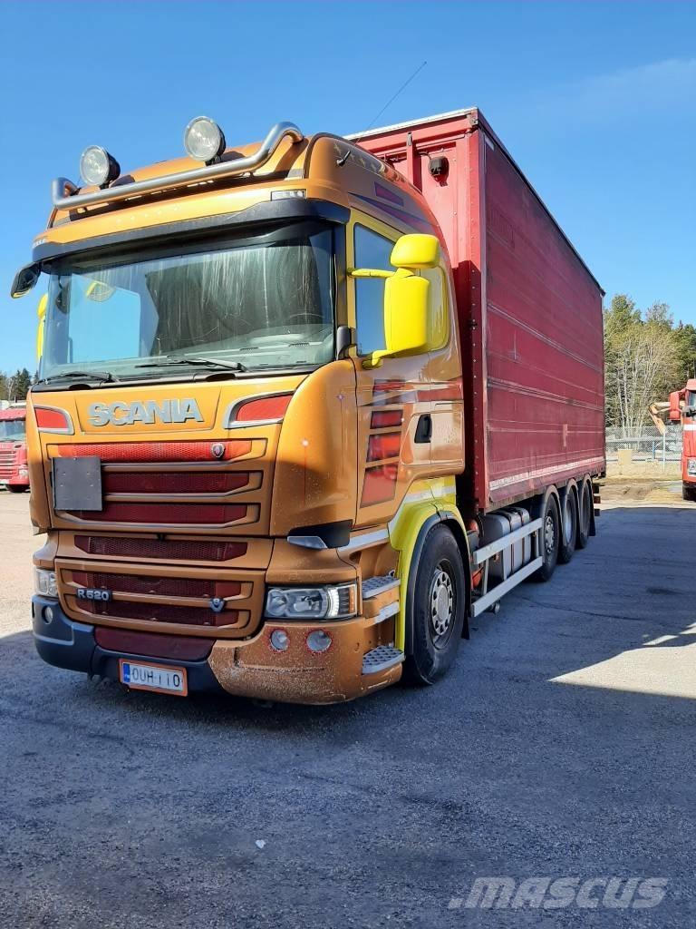 Scania R 520 Tovornjaki s ponjavo
