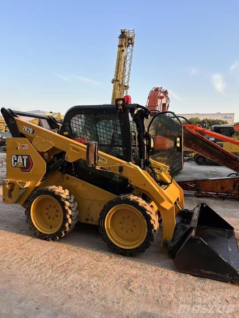 CAT 262 D Skid steer mini nakladalci