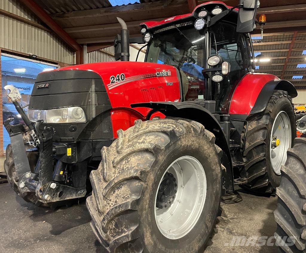 Case IH Puma 240 CVX Traktorji