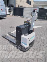 UniCarriers MDW160 Električni nizko dvižni viličar