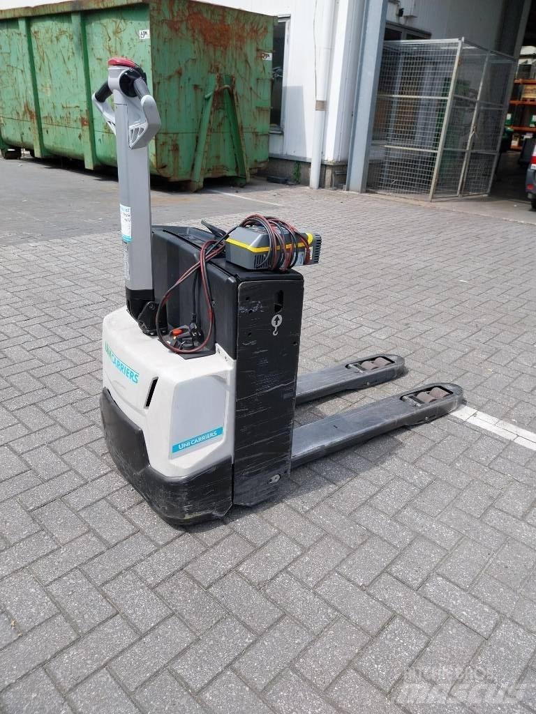 UniCarriers MDW160 Električni nizko dvižni viličar