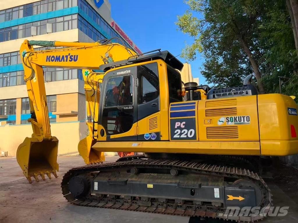 Komatsu PC220-8 Midi bagri 7t – 12t