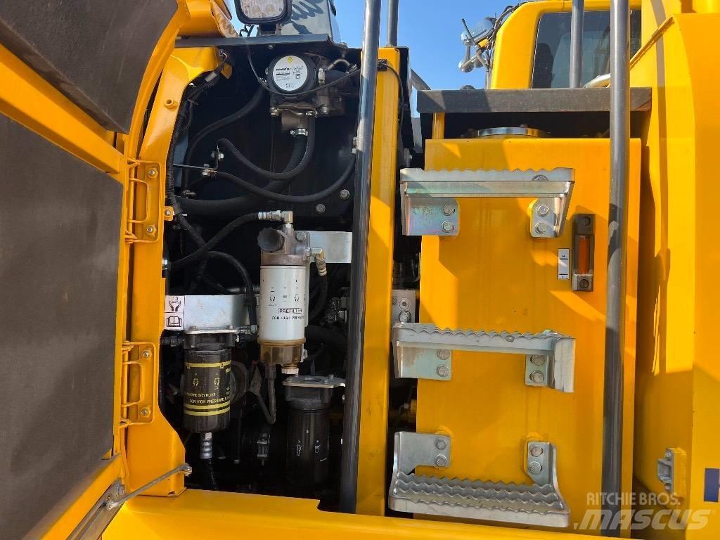 Komatsu PW 148-10 Bagri na kolesih