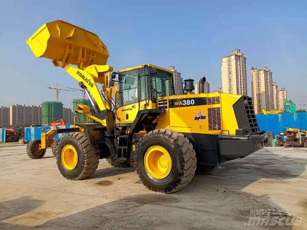 Komatsu WA 380-6 Kolesni nakladalci