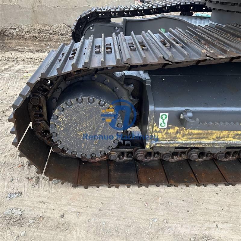 Volvo EC 240 Bagri goseničarji