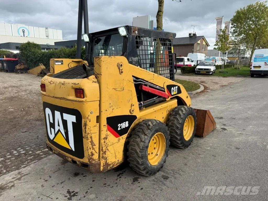 CAT 216B (226B) Skid steer mini nakladalci