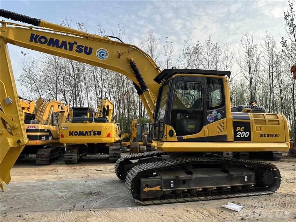 Komatsu PC200-8 Bagri goseničarji