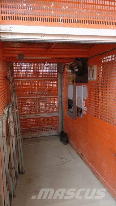 Alimak Scando 450 Stolpaste plezajoče delovne ploščadi