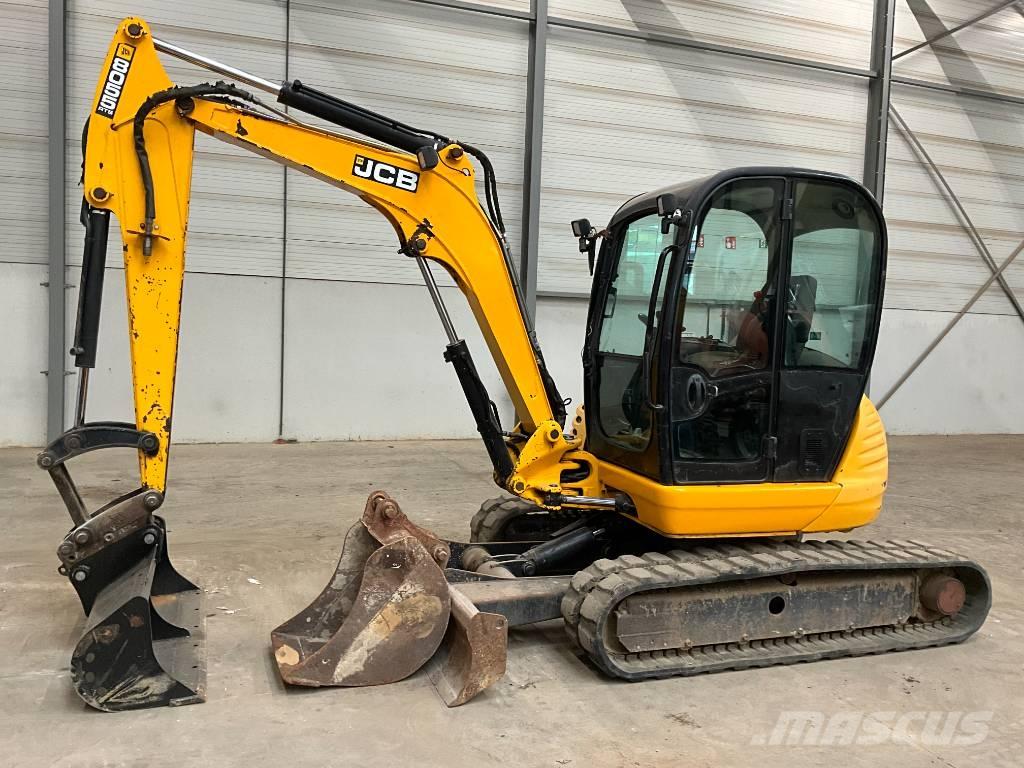 JCB 8055 Mini bagri <7t
