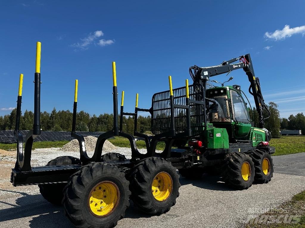 John Deere 810 E Forwarderji