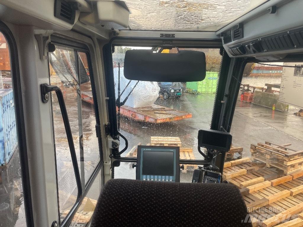 Sennebogen 5500 Dvigala na gosenicah