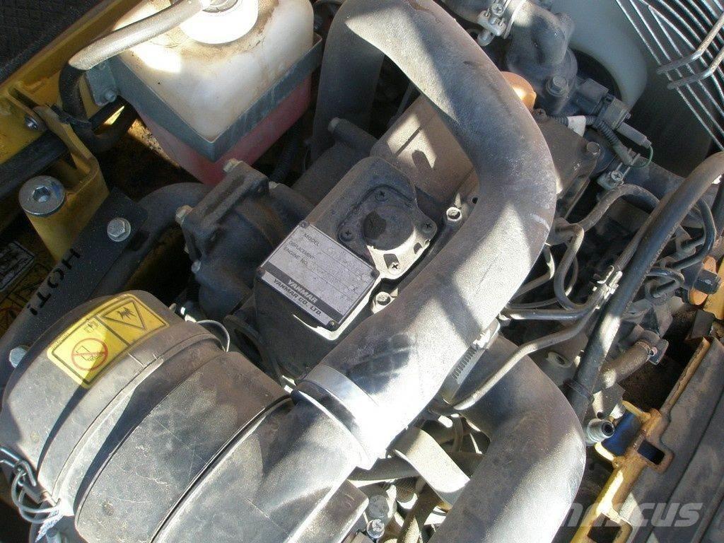 CAT 300.9 Mini bagri <7t