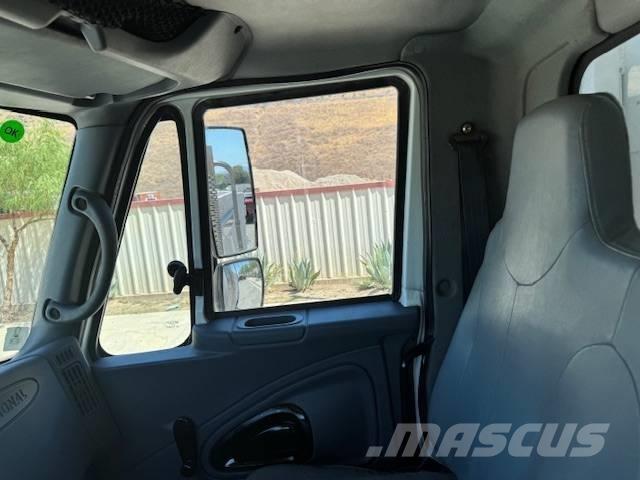 International 4400 Kiper tovornjaki