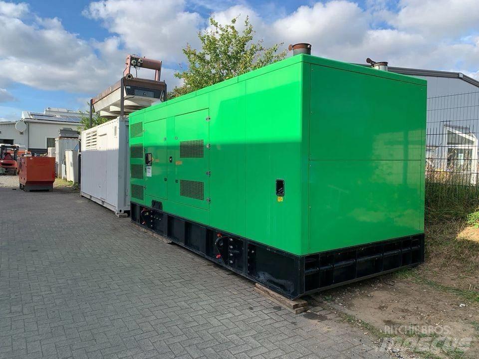 Mitsubishi 765 KVA Dizelski agregati