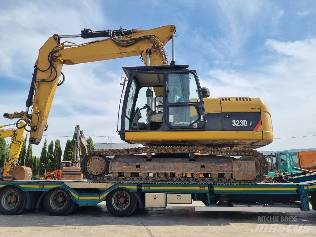 CAT 323 D L Bagri goseničarji