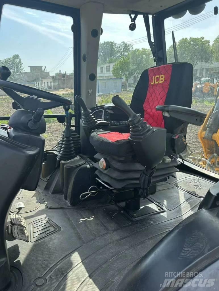 JCB 4 CX Rovokopači