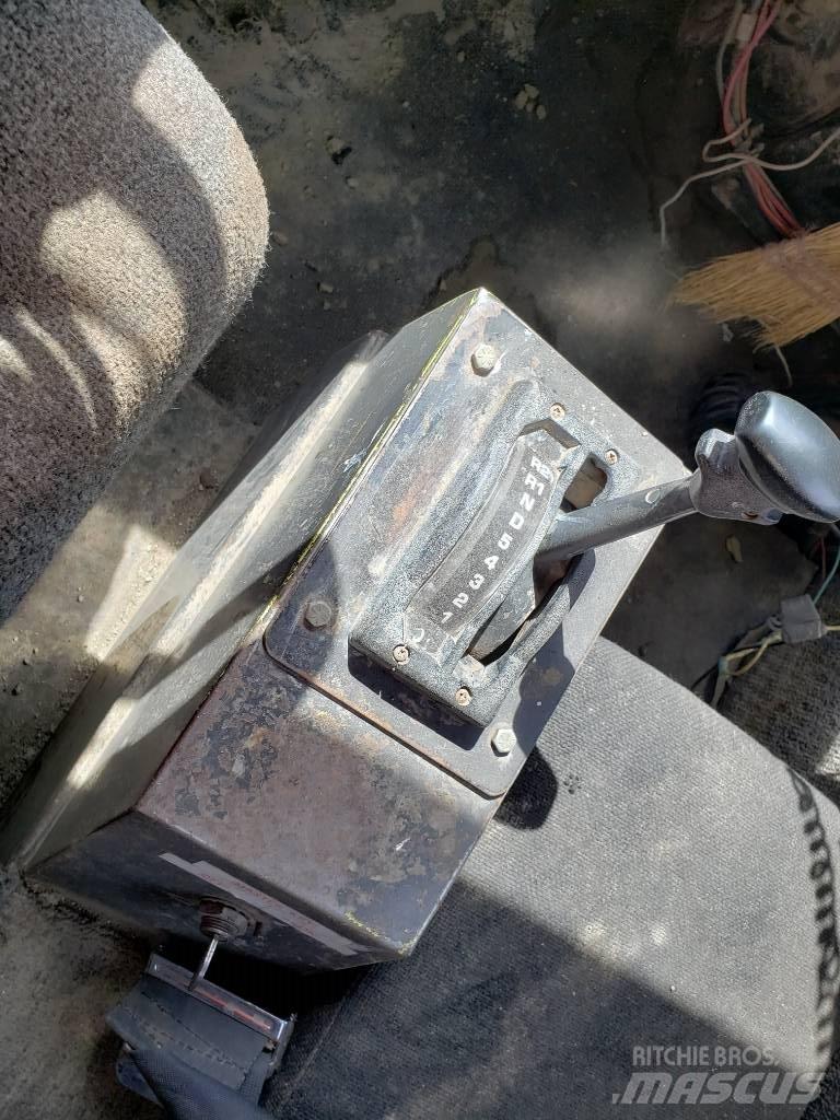 Euclid R60 Tovornjaki za vodo