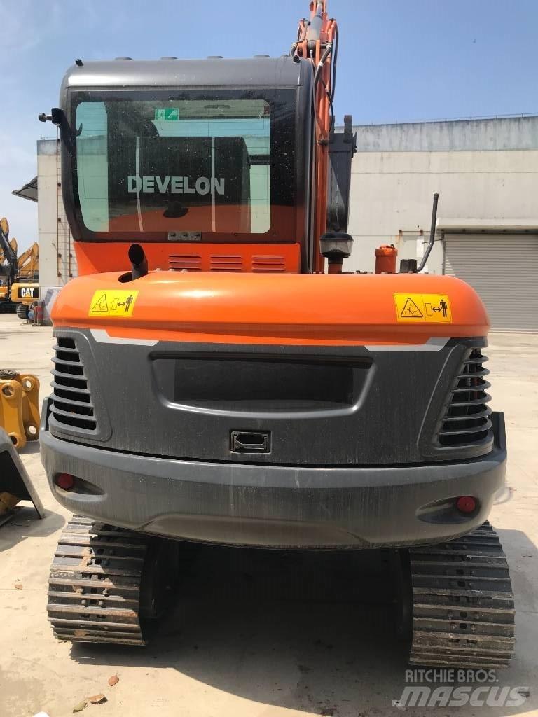 Doosan DX 60 Bagri goseničarji