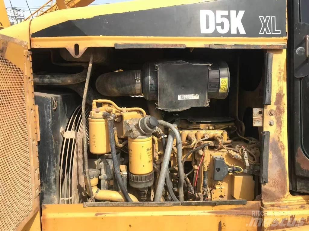 CAT D 5 K Buldožerji goseničarji